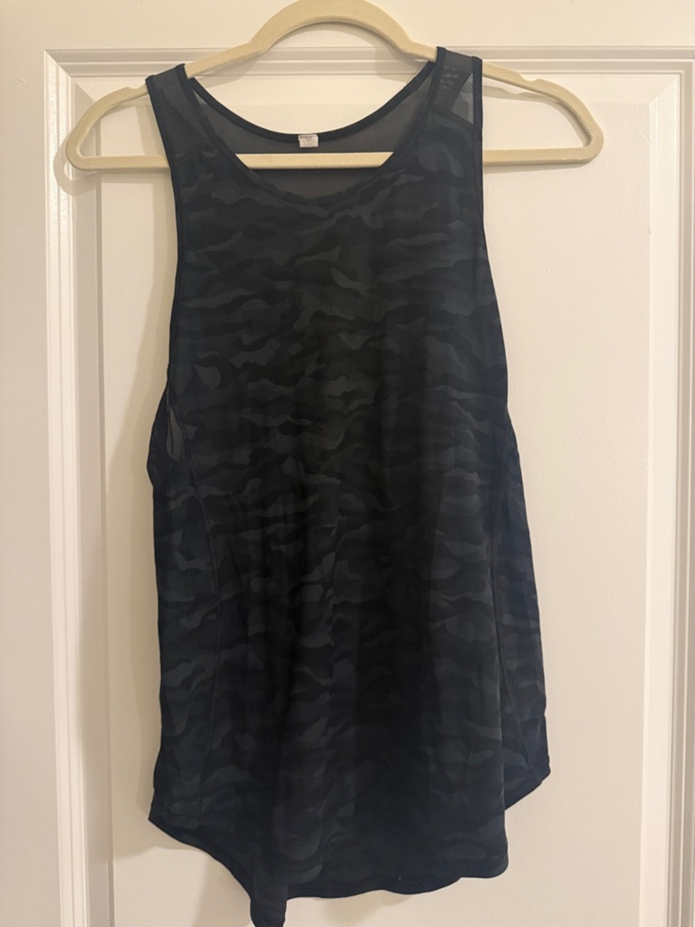 Lululemon Black Camouflage Sculpt Tank